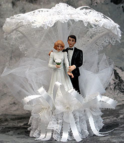 Parasol Splendor Cake Topper - Elegant Wedding Decor