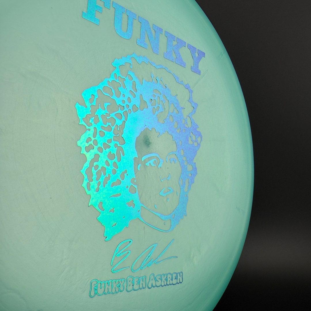 Big Z Buzzz - Disco de Recaudación de Fondos Funky Ben Askren