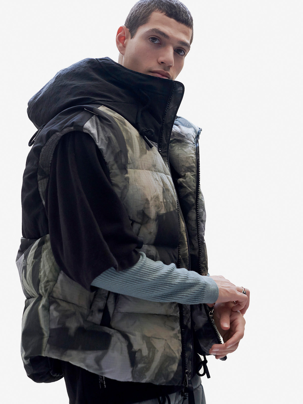 Gilet en duvet à capuche - Rekall Tie