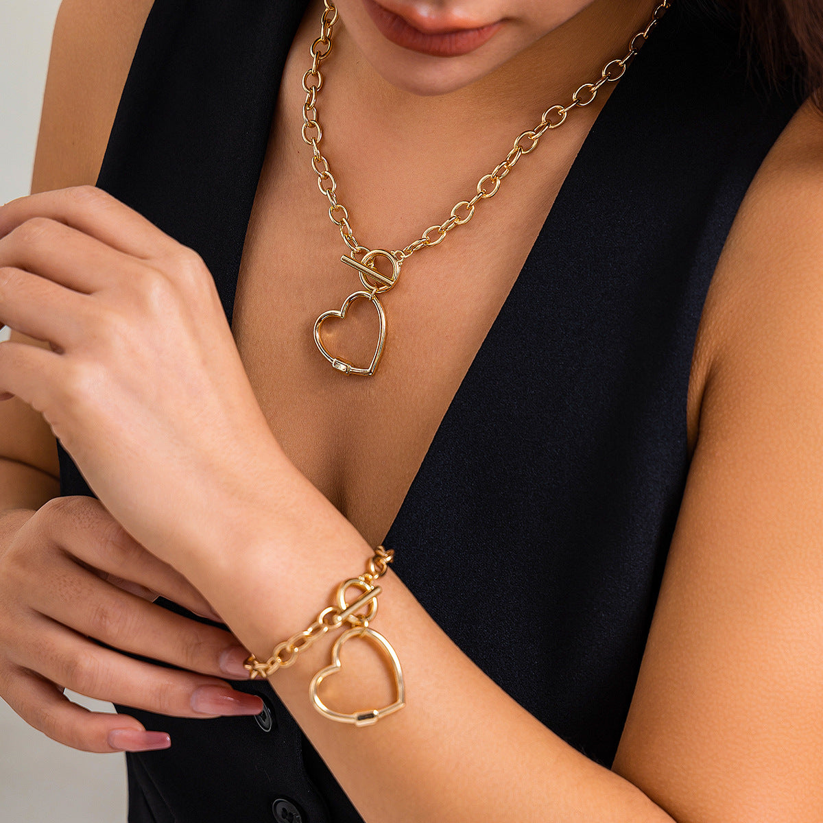 Ensemble de colliers en forme d'étoile et de cœur polyvalent