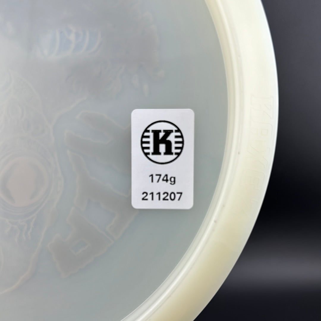 K1 Glow Kaxe - Edición Limitada 2021 con Sello de Hombre RADioactivo
