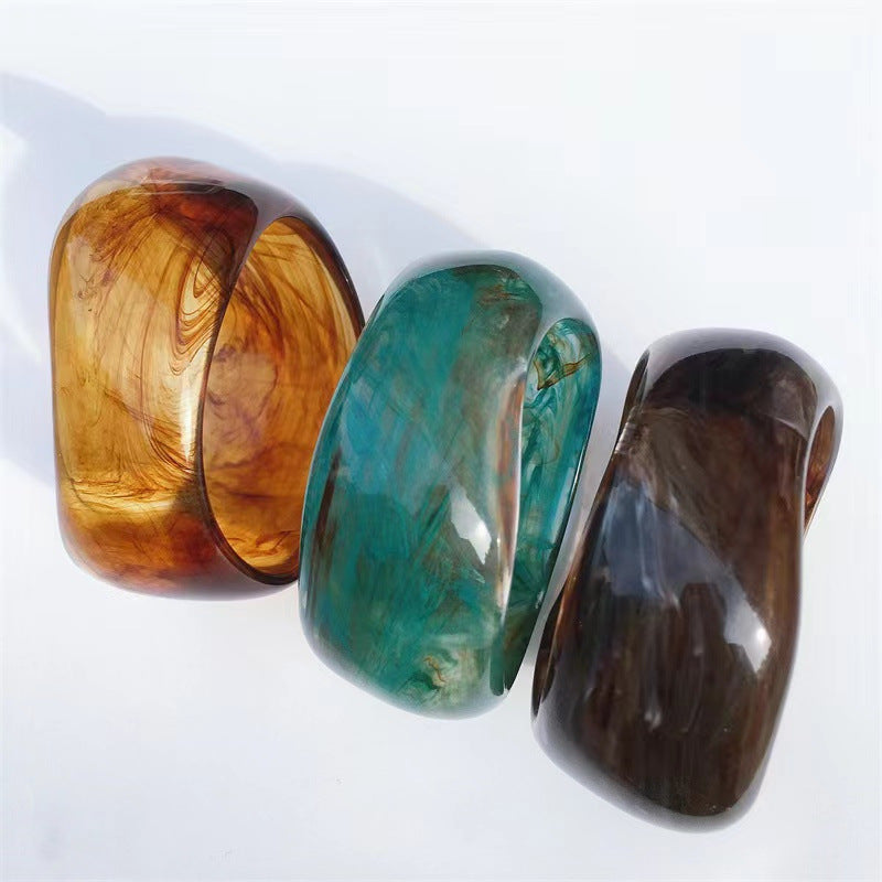 Li Shi patterned acrylic bracelet irregular bracelet - Korvel