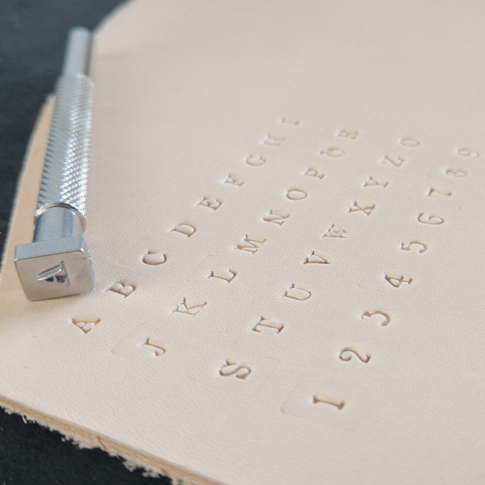 Ensemble de 36 poinçons en acier pour lettres et chiffres