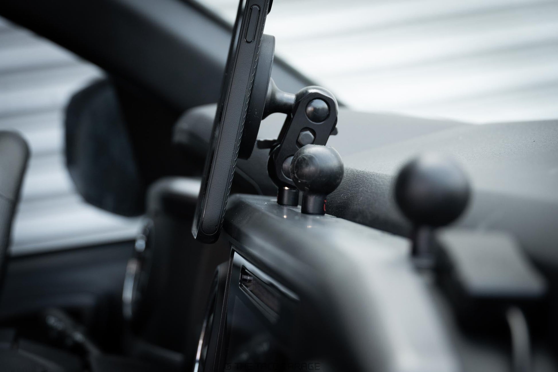 Dashtop Multi Mount for Toyota Tacoma - Korvel