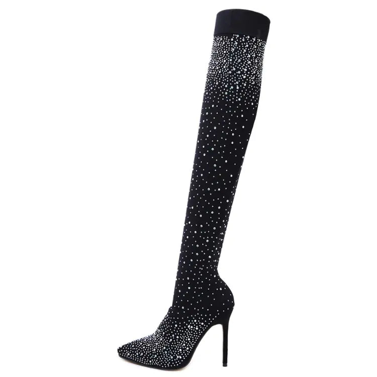Elegant Chunky Heel Boots in Premium Cow Suede