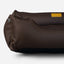 Cama para Perros Impermeable Listo para la Aventura en Marrón