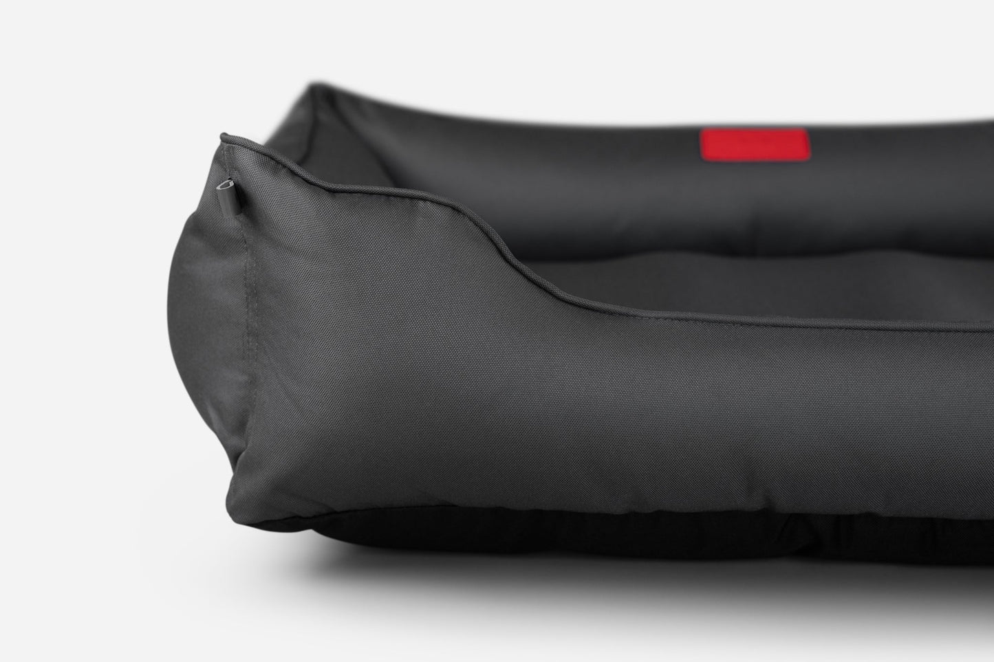 Cama para Perros Impermeable Listo para la Aventura en Gris