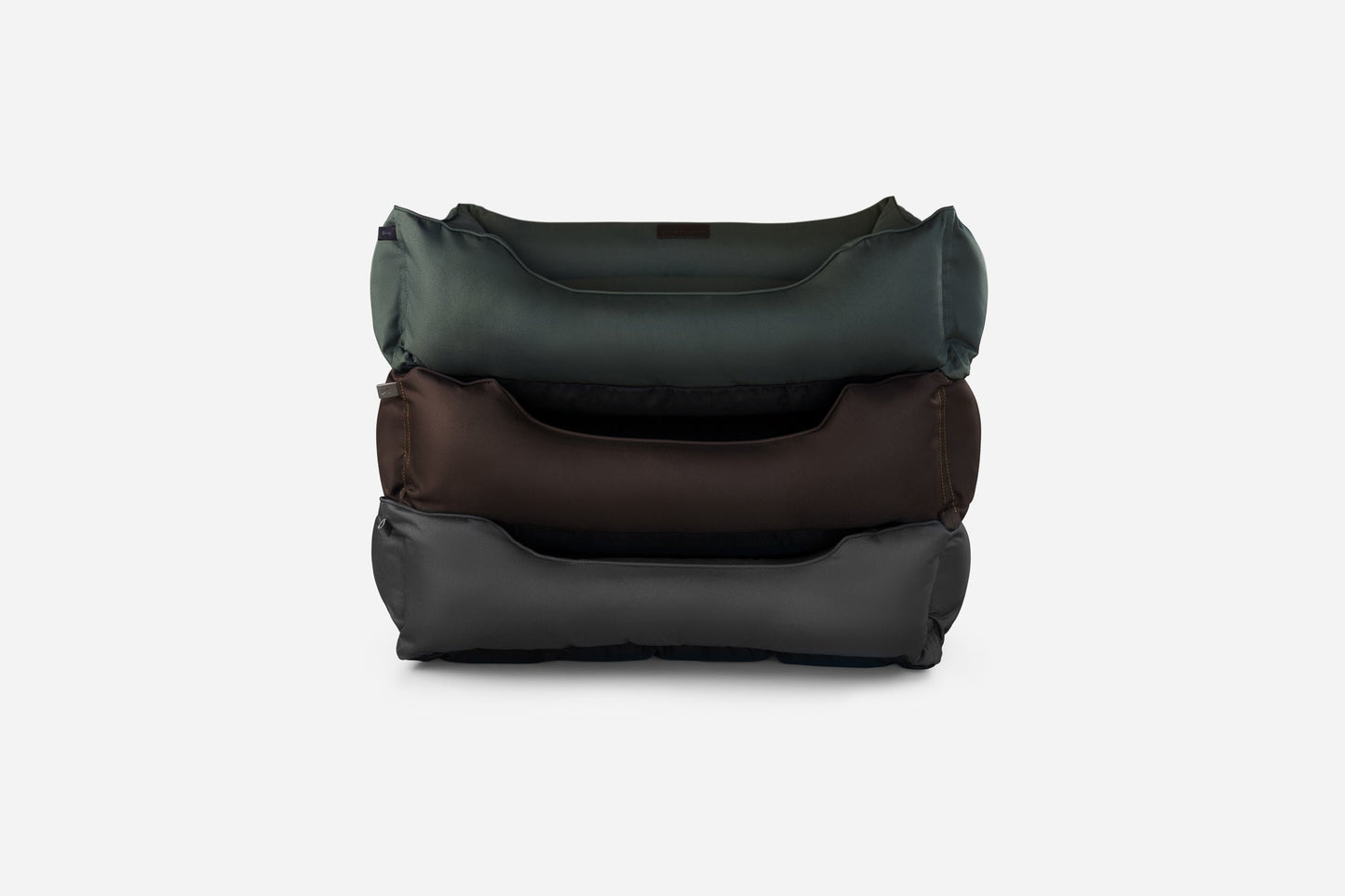 Cama para Perros Impermeable Listo para la Aventura en Gris