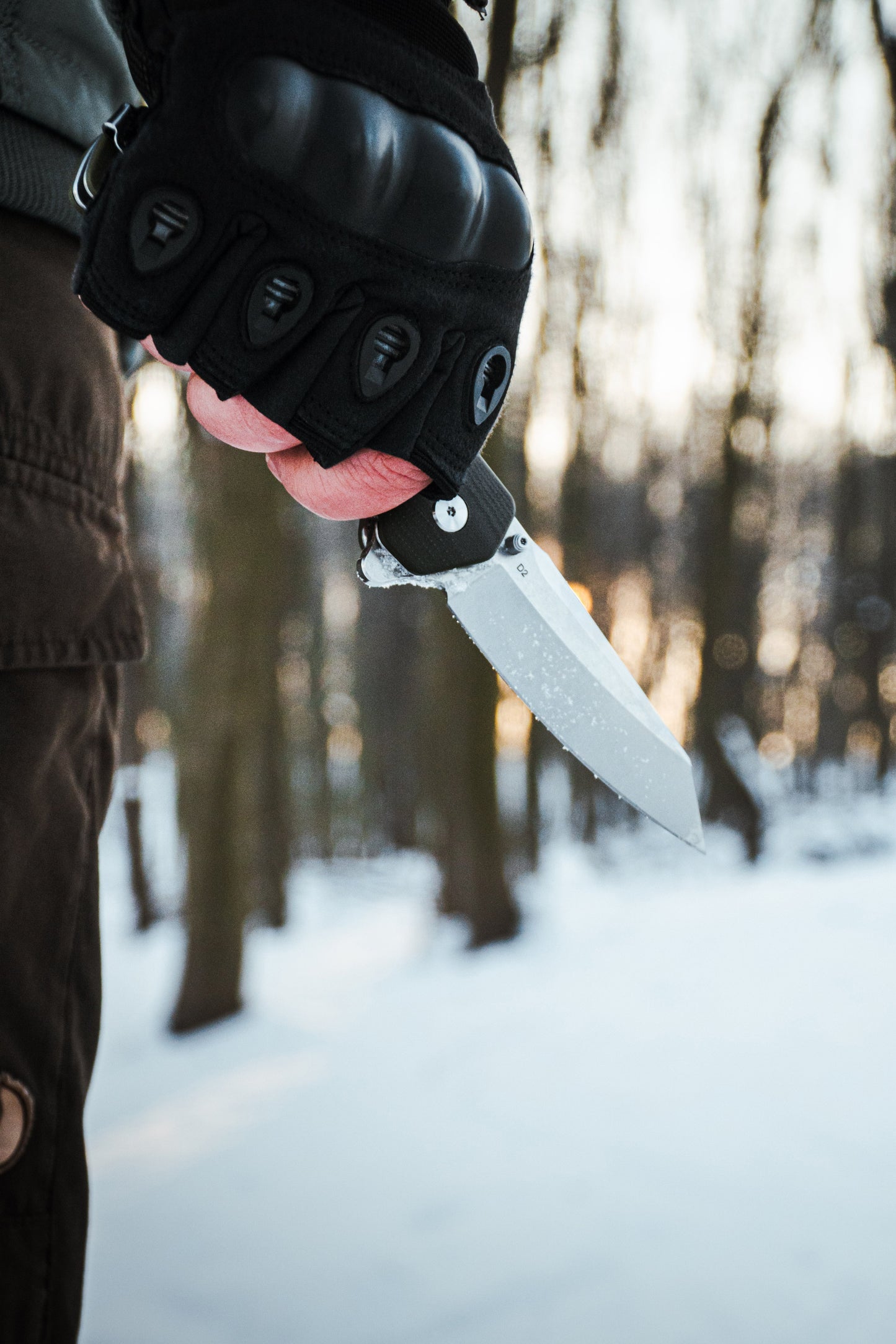 The Clip Point Folding Pocket Knife Giftset for Men and Women (Silver and Black) - Korvel