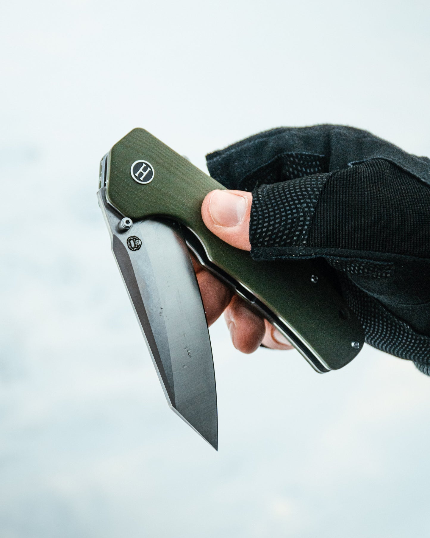 Premium Clip Point Folding Pocket Knife Gift Set for Adventurers (Silver & Green) - Korvel