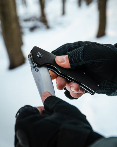 The Clip Point Folding Pocket Knife Giftset for Men and Women (Silver and Black) - Korvel