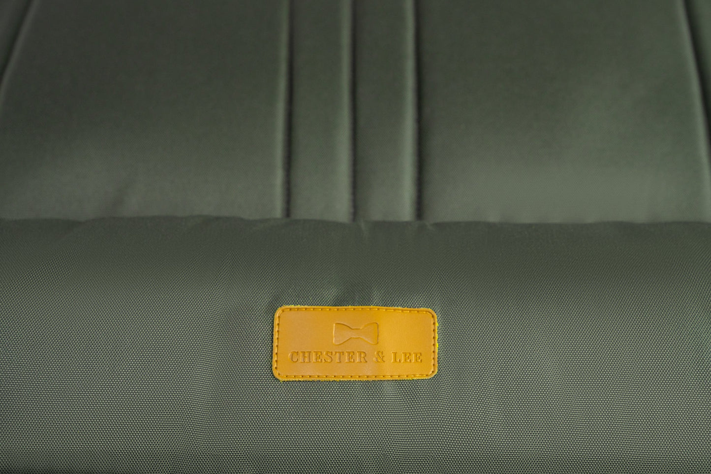 Lit de détente imperméable écologique pour chiens - Vert