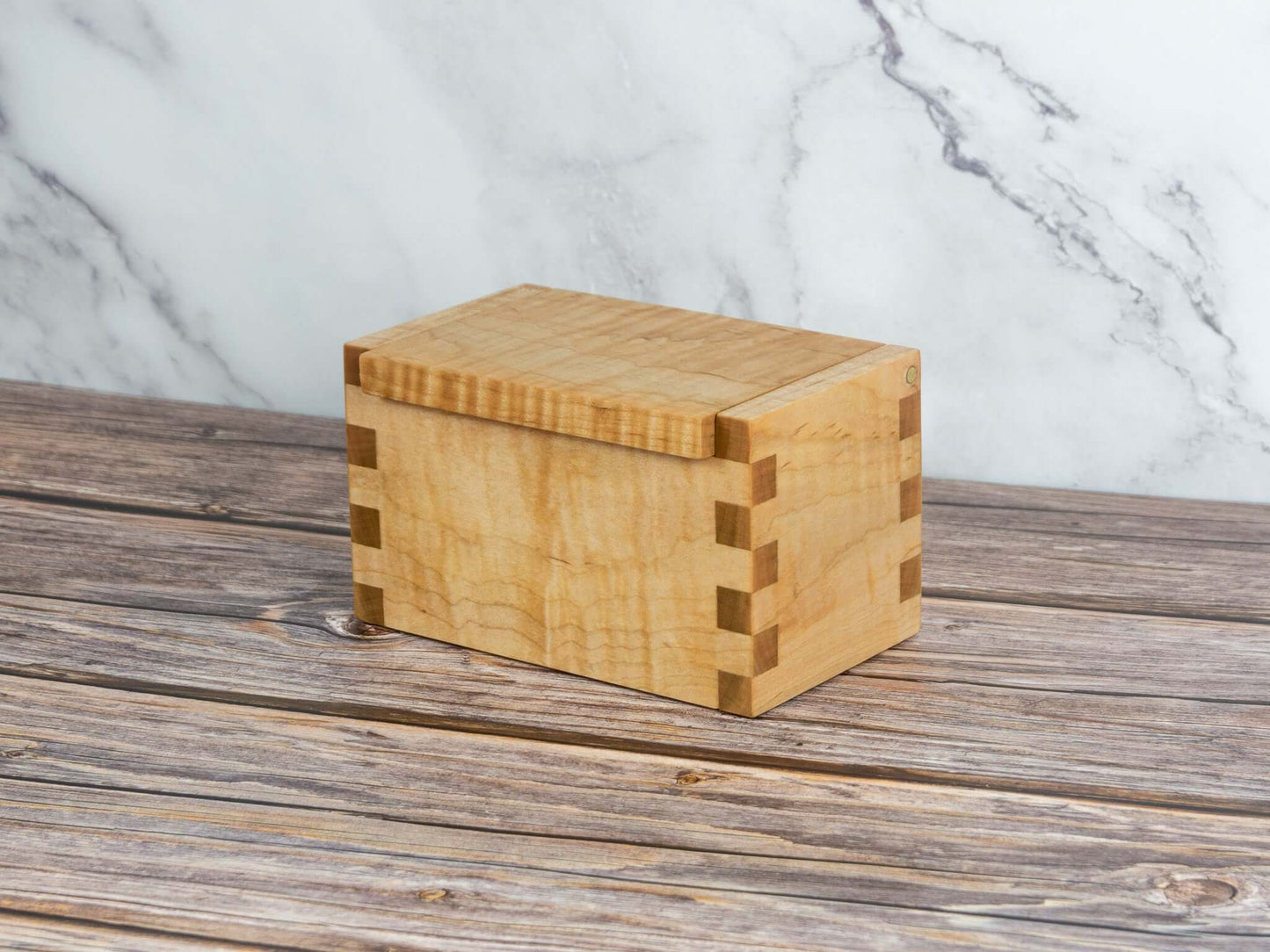 Salt Cellar - Korvel