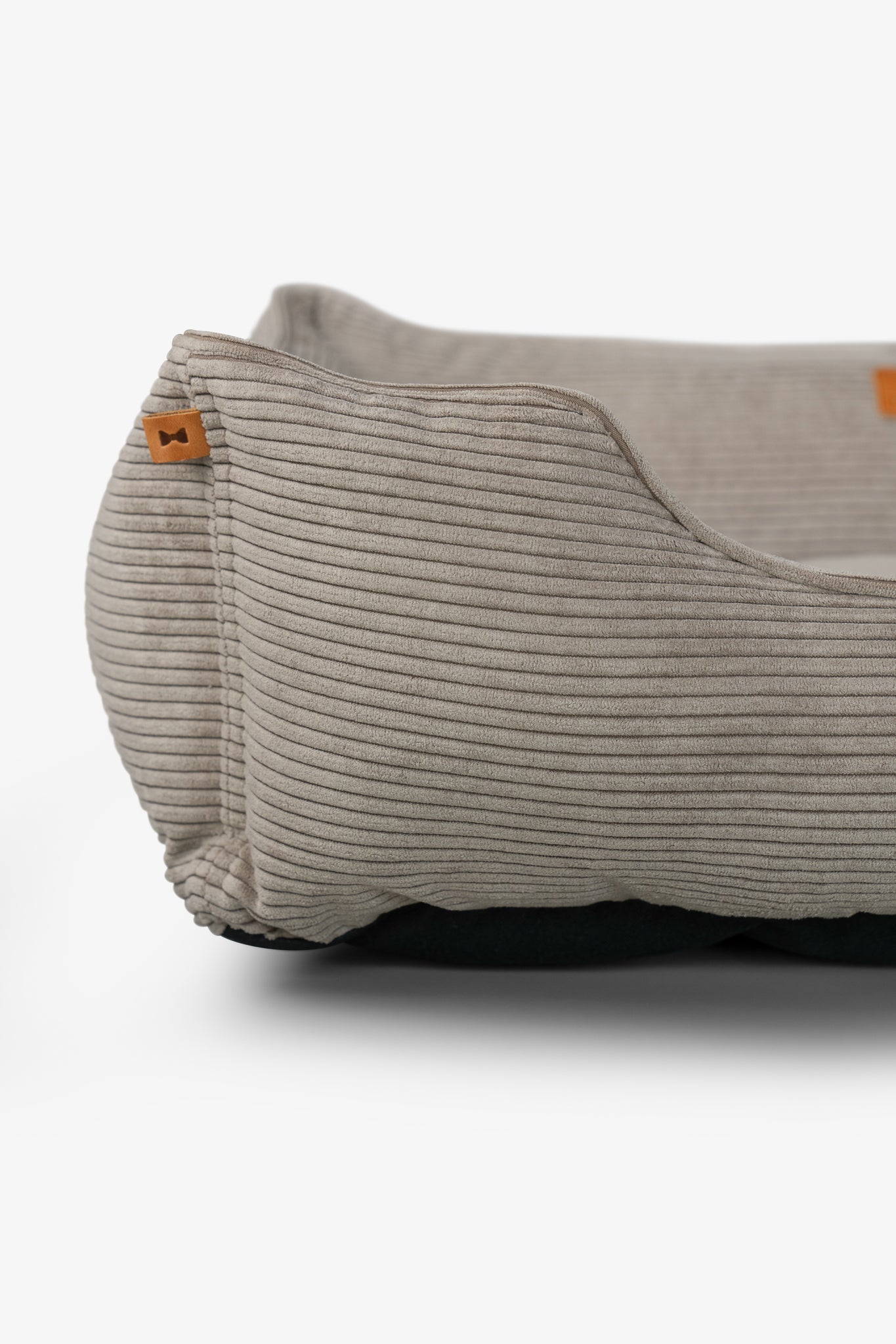 Cama para perros de terciopelo taupe lujosa