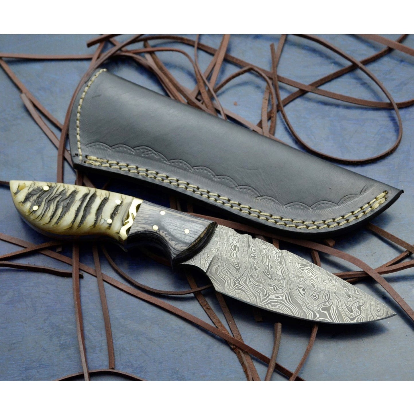 Premium Handmade Damascus Steel Skinning Knife - Korvel