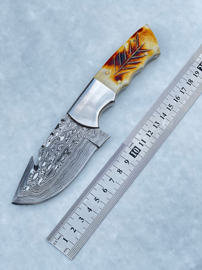Custom Damascus Steel Hunting Knife with Exotic Handle - 7.5" Premium Blade & Leather Sheath - Korvel