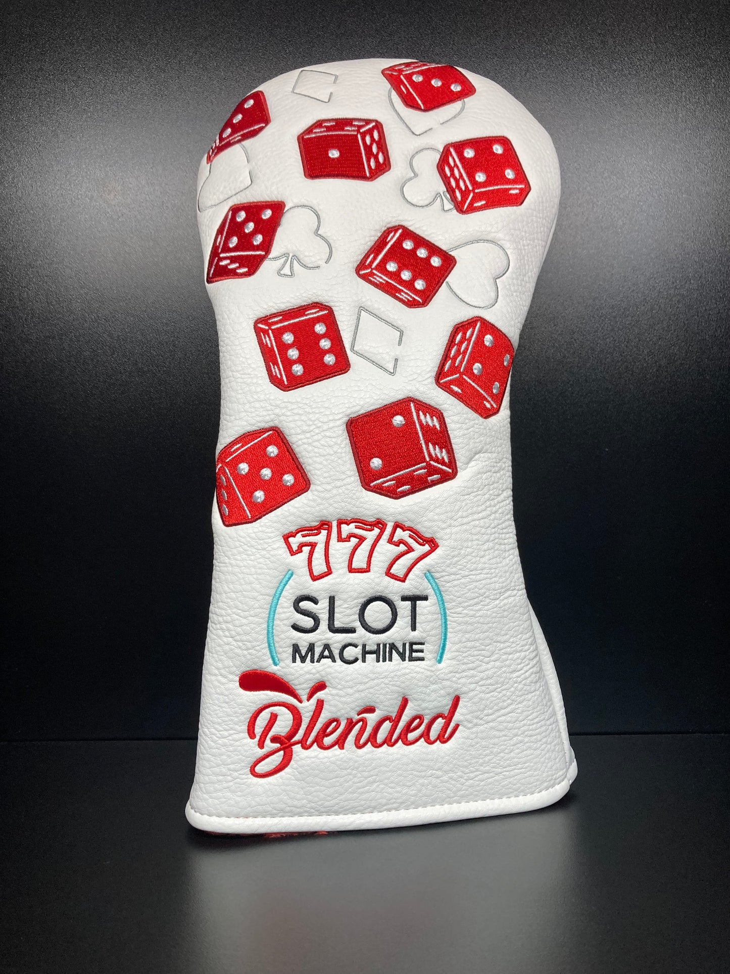 Couvre-club de golf inspiré des dés de casino