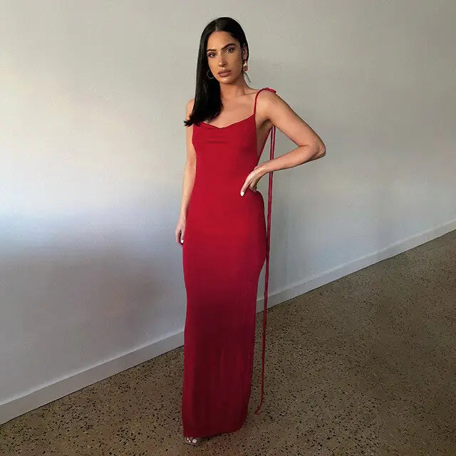 Vestido Largo de Tirantes Finos con Espalda Abierta
