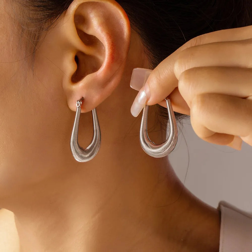 Titanium Steel U Shape Earrings - Korvel