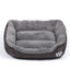 Cama para mascotas de felpa suave y acogedora con fondo impermeable