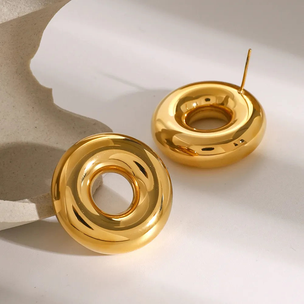 Stainless Steel Cutout Round Shape Earrings - Korvel