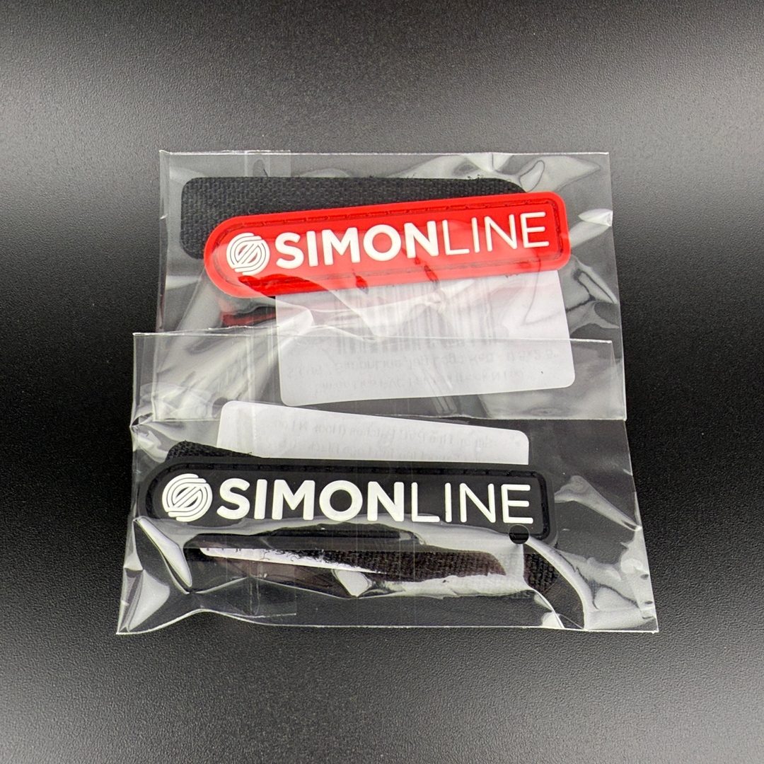Parche de PVC Simon Line con respaldo de gancho y bucle