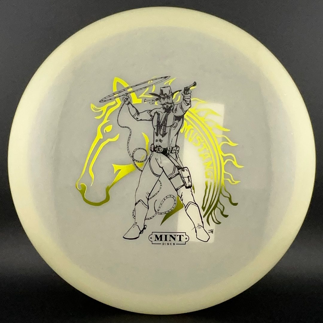 Nocturnal Flex Mustang - Premium Disc Golf Midrange