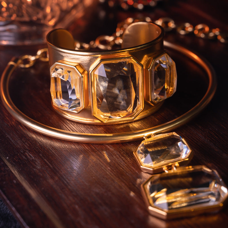 Medieval electroplated real gold full set crystal temperament high cold necklace bracelet set for women - Korvel
