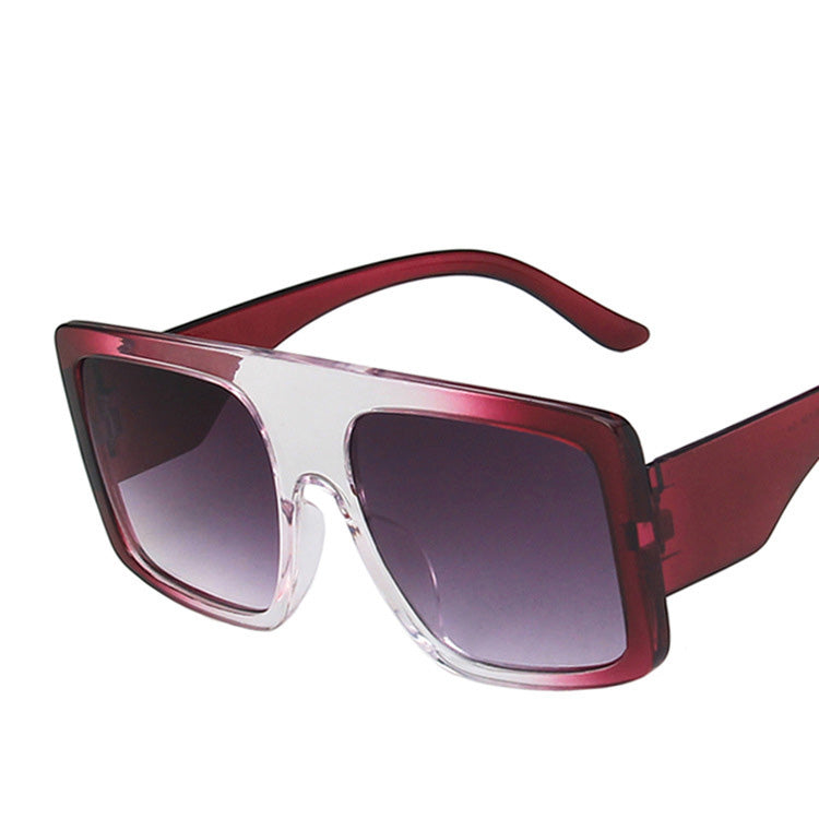 Retro Large Frame Sunglasses for Trendsetters