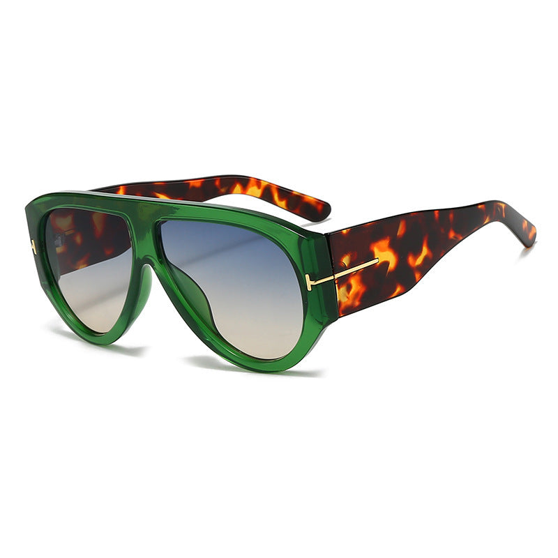 T-Shaped Large Frame Sunglasses - Personalized Women's Style