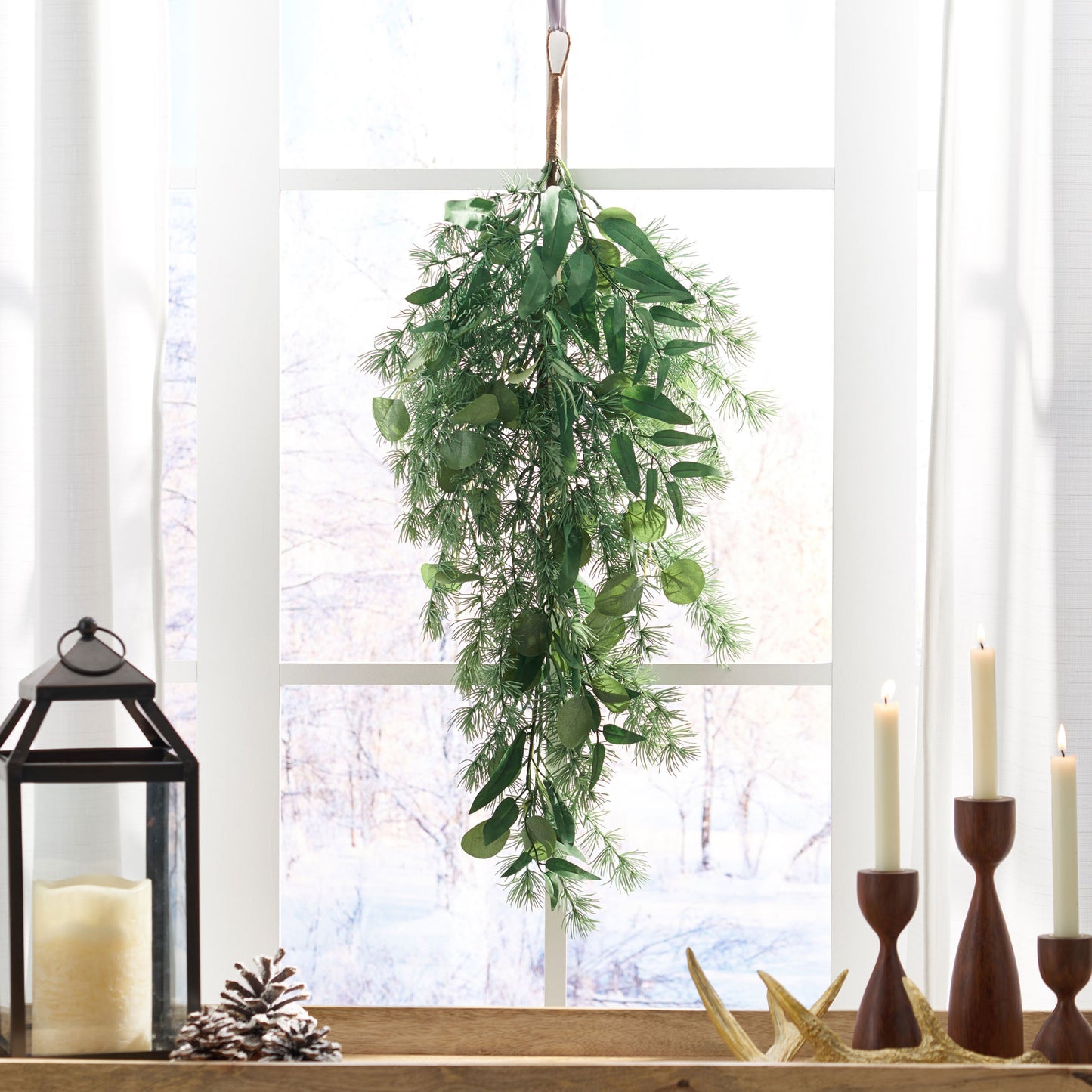 32.5" LEAVES TEARDROP WREATH - Korvel