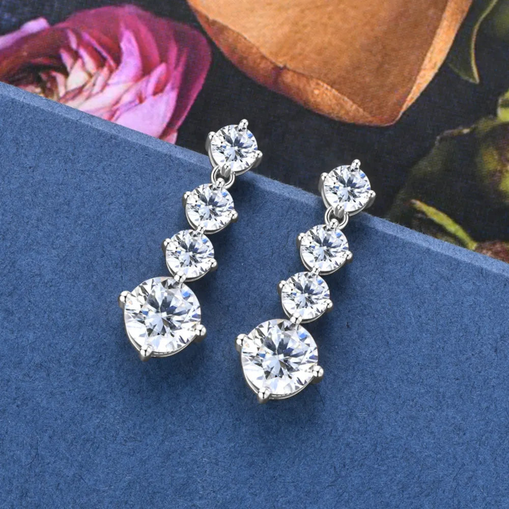 Boucles d'oreilles en argent sterling 925 de 4 carats en moissanite