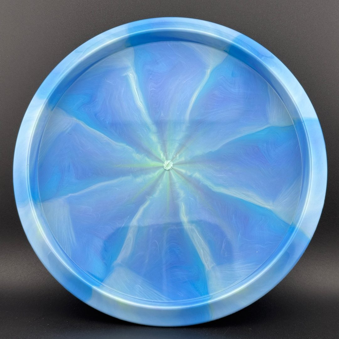 Nebula Aura Mana - 2025 Zoe Andyke Signature Disc