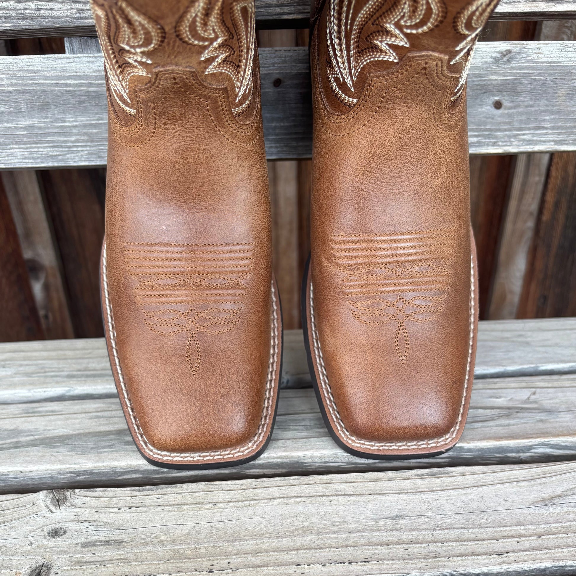 Ariat Women's Round Up Filly Boots - Stylish Comfort for Every Occasion - Korvel