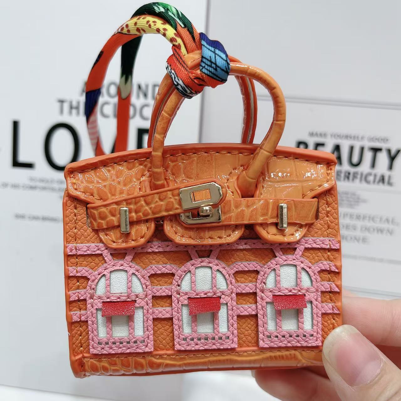 Small house bag mini window pendant headphone bag lipstick car key backpack backpack decoration - Korvel