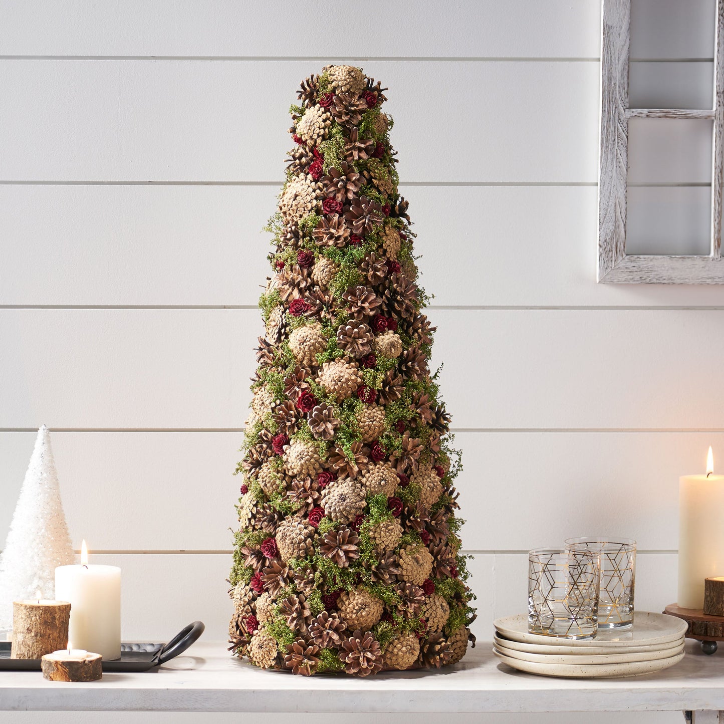 Elegant Pine Cone Table Top Tree