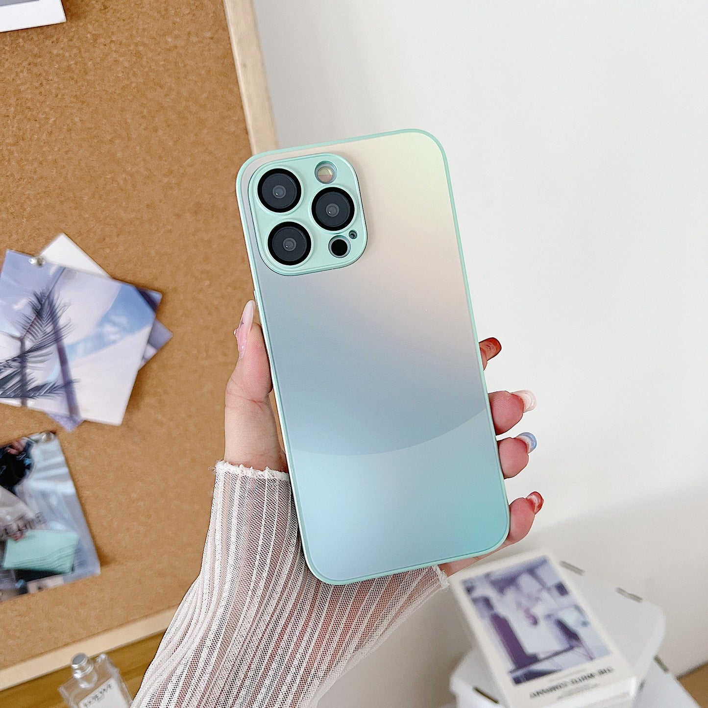 Funda de teléfono mate degradada premium para iPhone 15 y 14 Pro