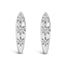 Pendientes de aro huggie de diamantes cultivados en laboratorio de oro blanco de 10 quilates con tre