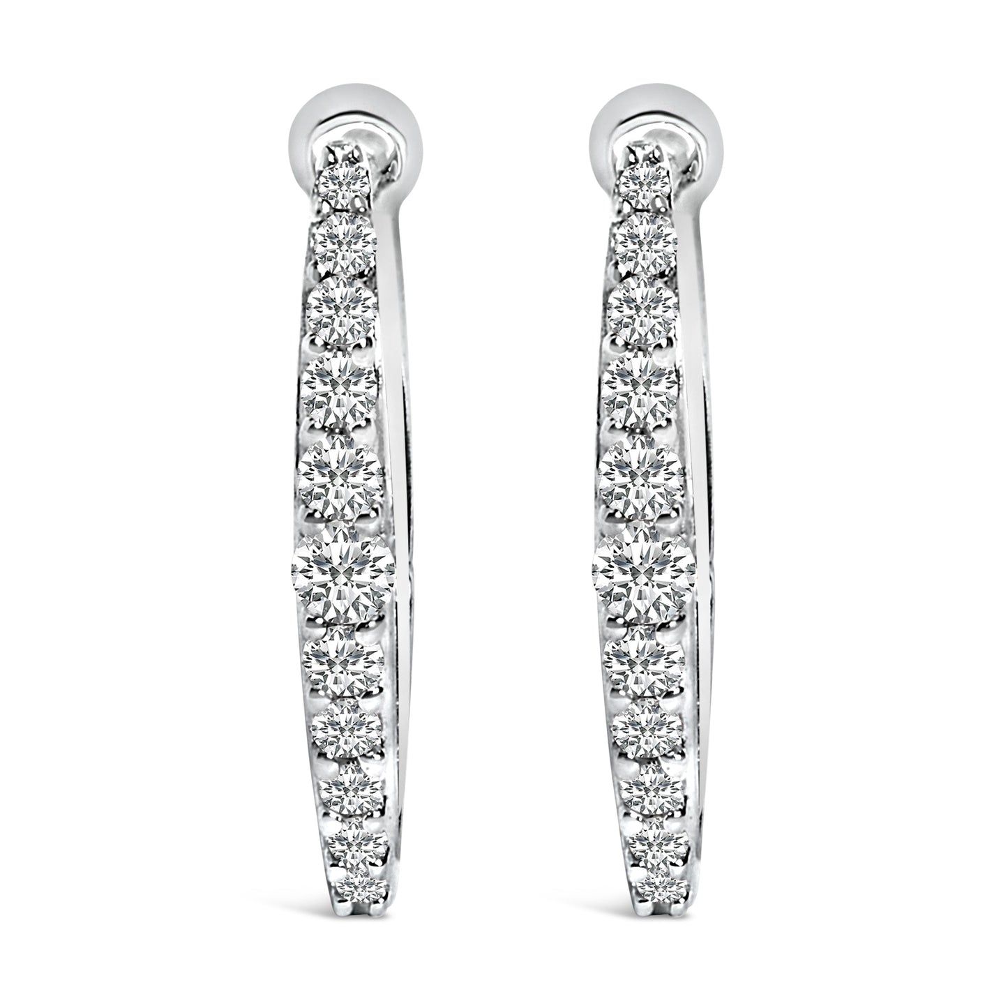 Boucles d'oreilles créoles en forme de cœur en or blanc 10K avec diamants cultivés en laboratoire