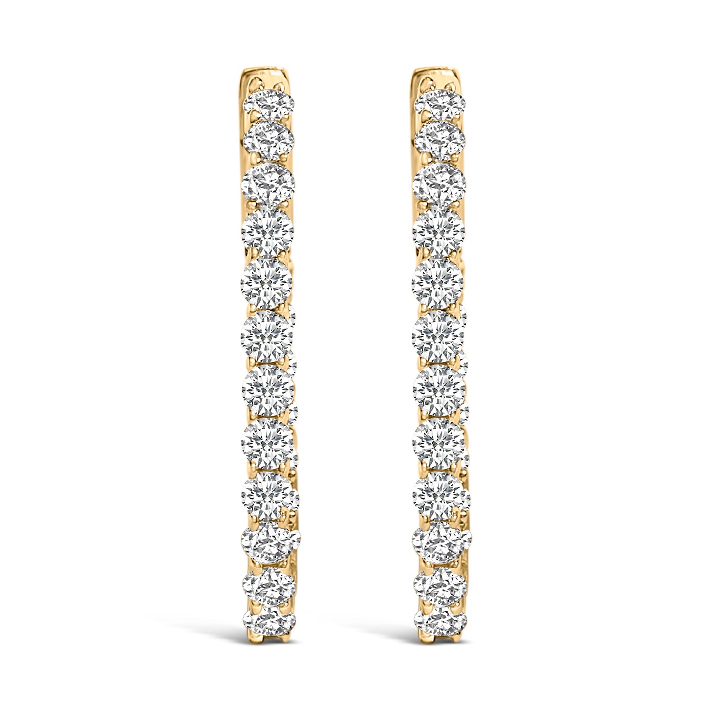 Pendientes de aro ovalados de diamantes cultivados en laboratorio de oro blanco de 14 quilates