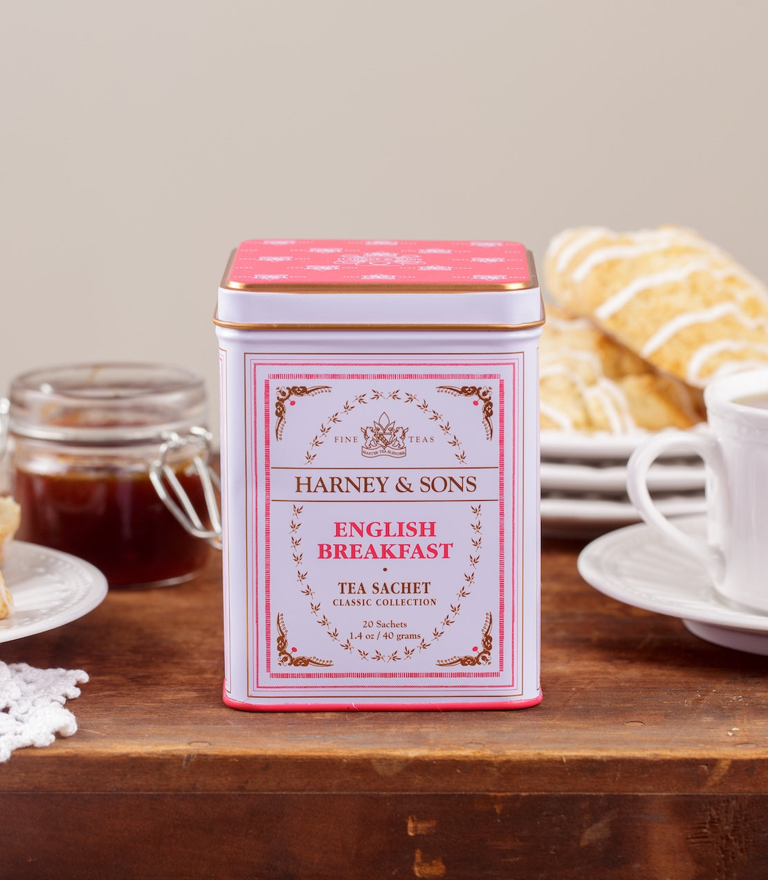 English Breakfast Tea - Classic Tin of 20 Sachets