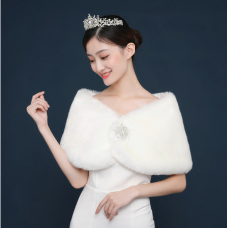 Bride's wedding dress fur shawl women's warm white cloak cheongsam jacket red cloak - Korvel
