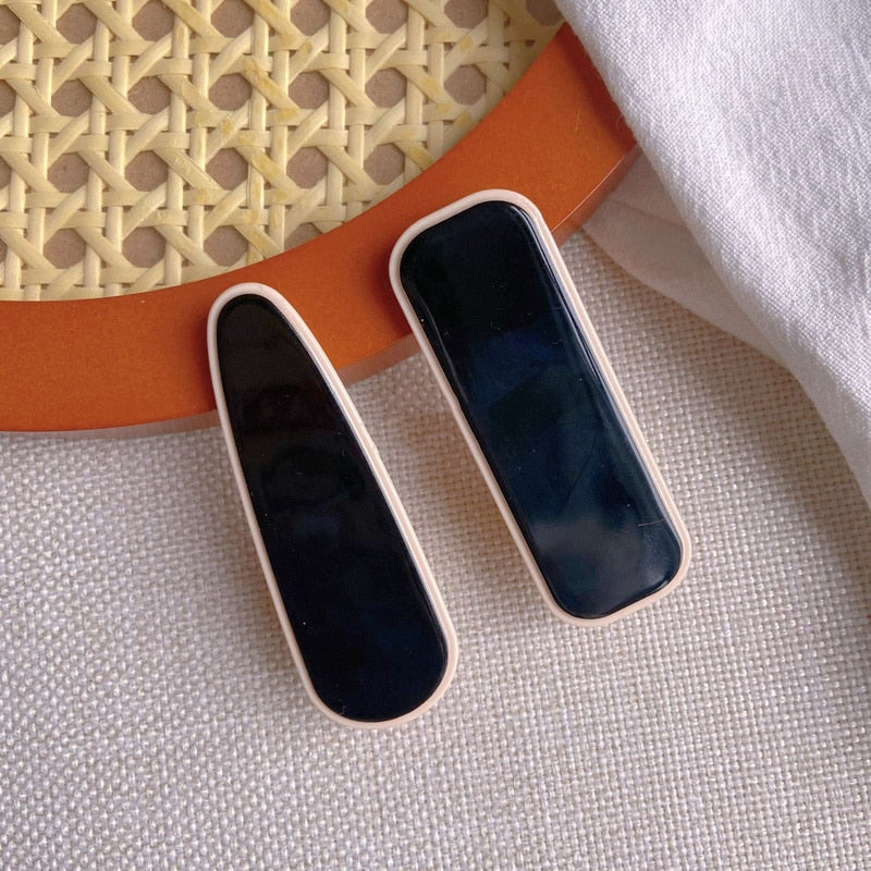 2pc New Kroean Elegant geometric Hairgrip Hair Clips for Girls Women Barrette Vintage Hairpin Crab Haircombs Hair Accessories - Korvel