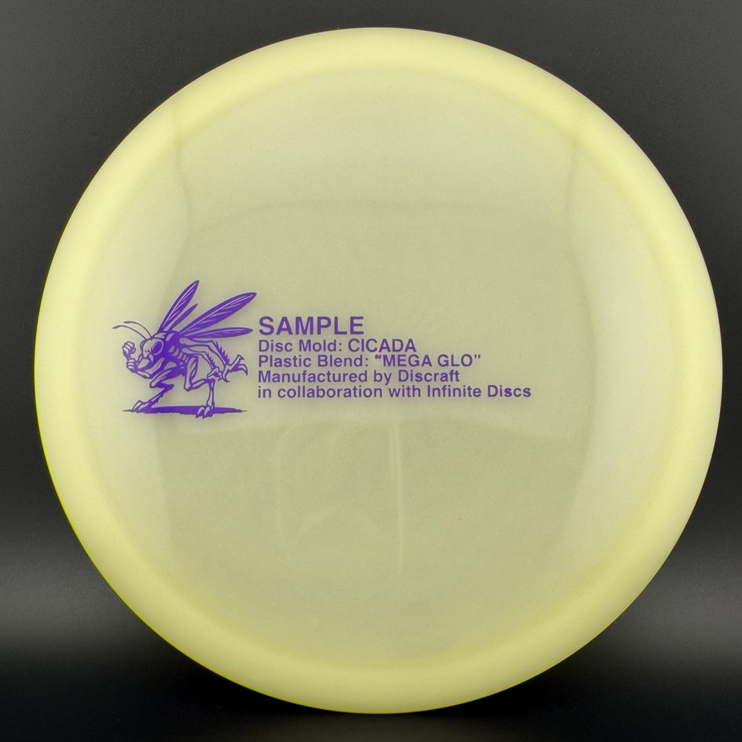 Mega Glo Cicada - Disque de Disc Golf Premium