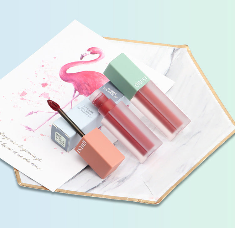 QIBEST Velvet Matte Lip Gloss - Pintalabios Líquido Cremoso