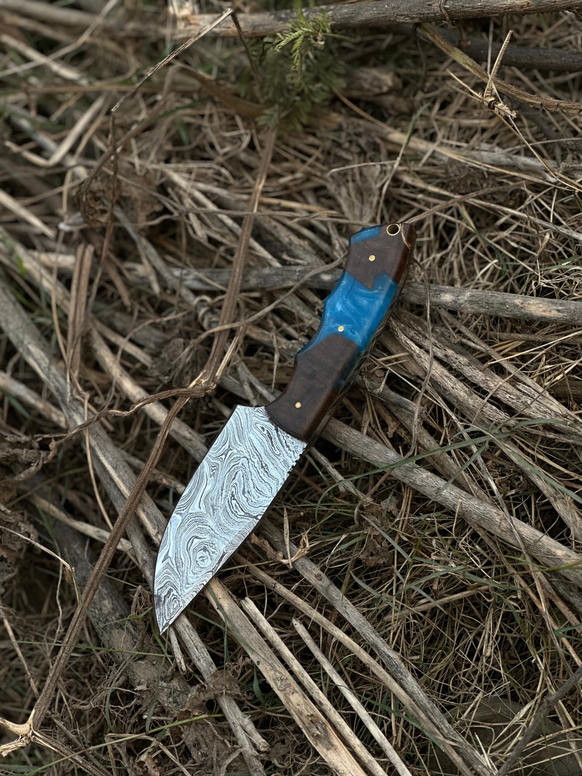 10" Artisan Damascus Steel Gutting Knife with Rosewood or Resin Handle & Leather Sheath - Korvel