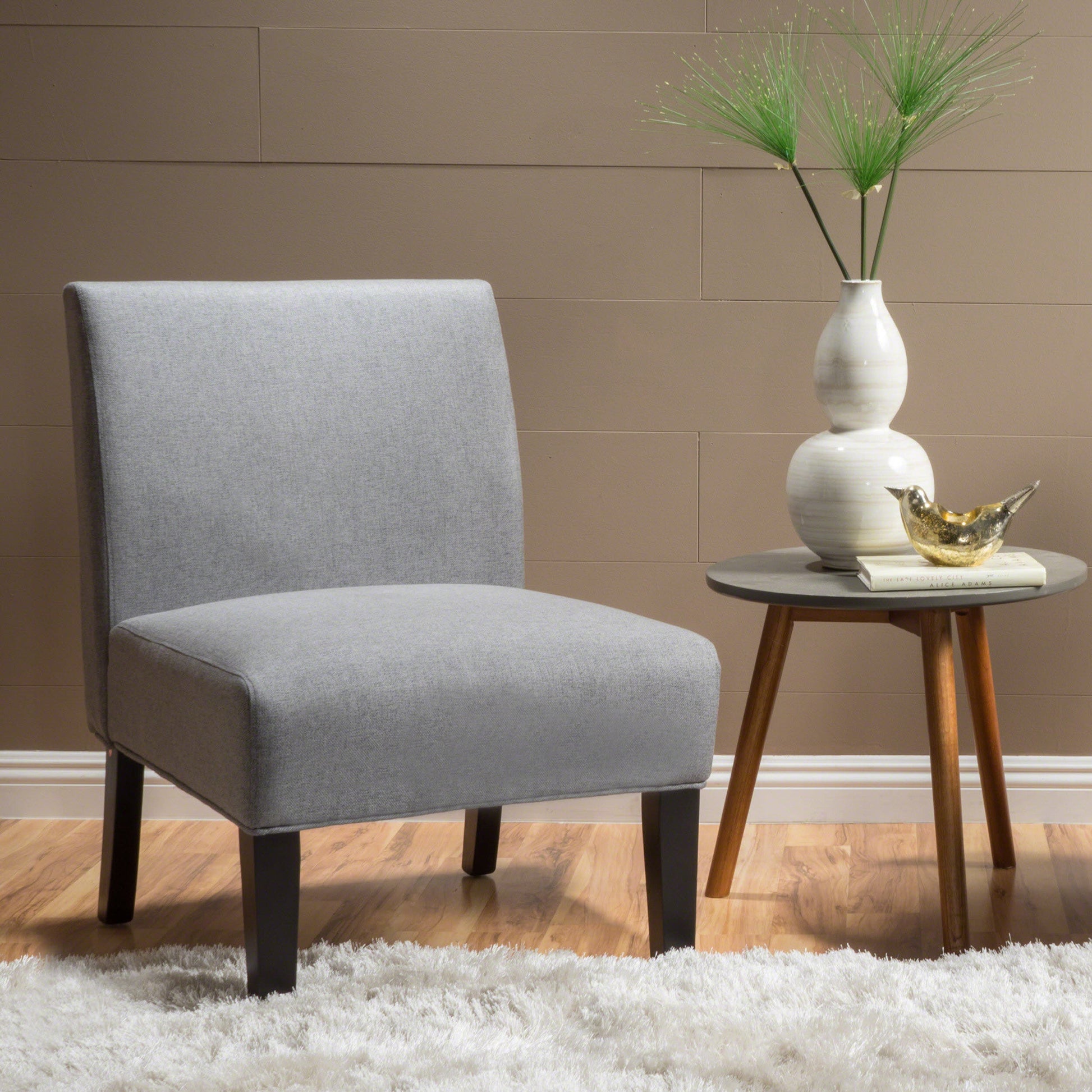 ACCENT CHAIR - Korvel