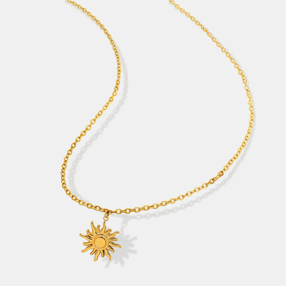 Collar de Colgante de Sol de Acero de Titanio Elegante para Mujeres