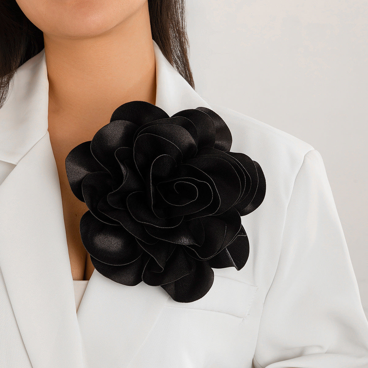 Hot selling satin fabric exaggerated large flower brooch duckbill clip dual-purpose rose chest flower pin - Korvel