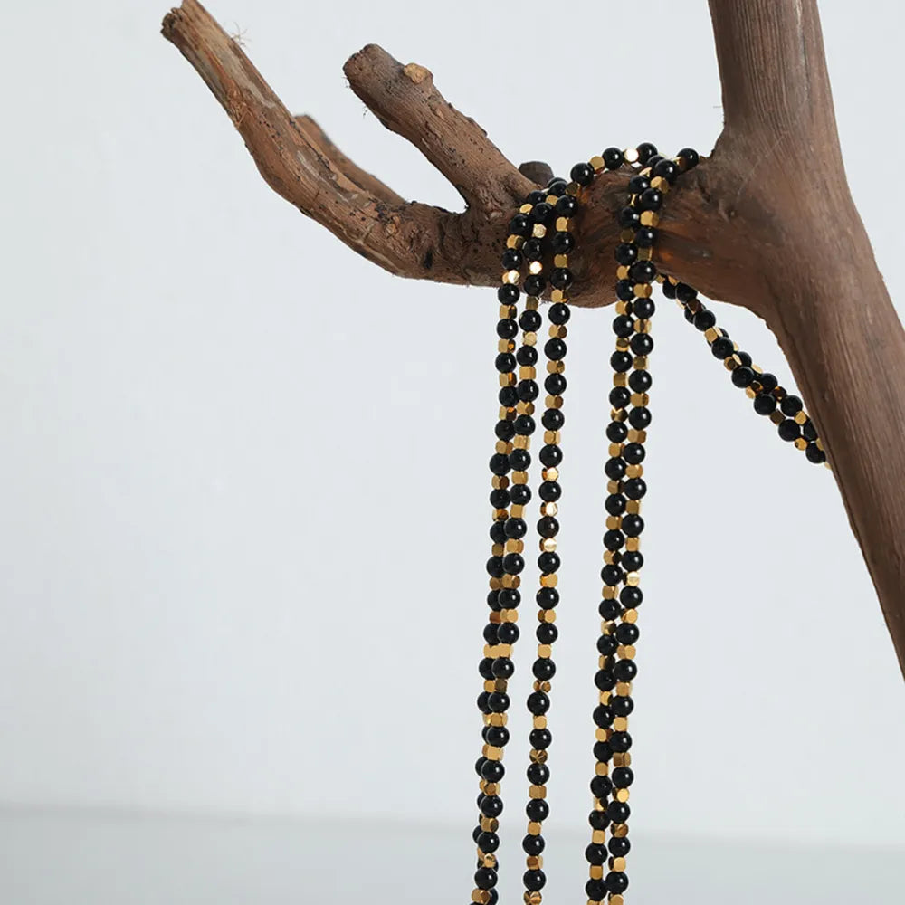 Collar de cuentas de ágata negra chapado en oro hecho a mano para mujeres